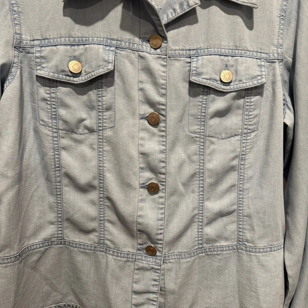 Soft Chambray Button Shirt Jacket - Picture 5 of 8